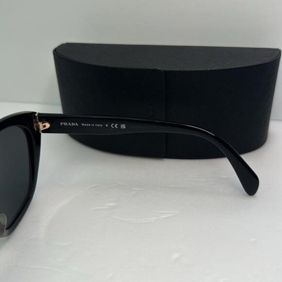 💯- New Authentic PRADA  Acetate Sunglasses SPR 16X-F Black - Picture 8 of 17